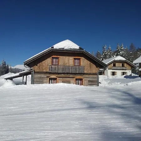 Skiurlaub Und Wanderurlaub Am Katschberg Almchalet Am Katschberg By Fewo-planlan 度假居